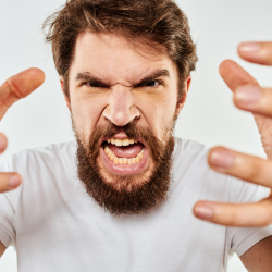 6 Tipps im Umgang mit aggressiven Menschen